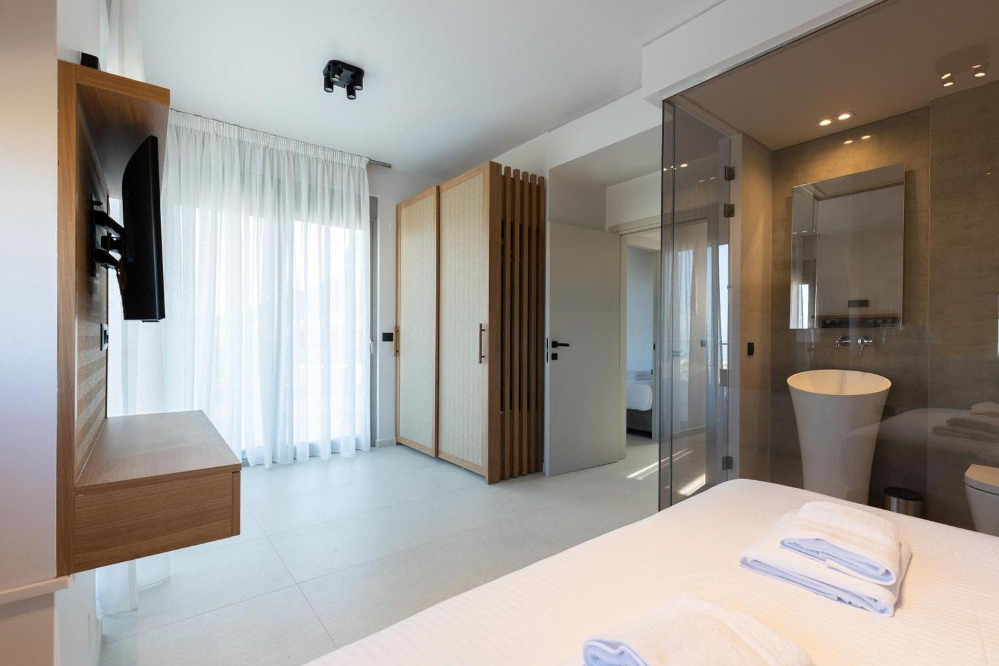 Luxury Villa U Kokkini Hani Exteriör bild